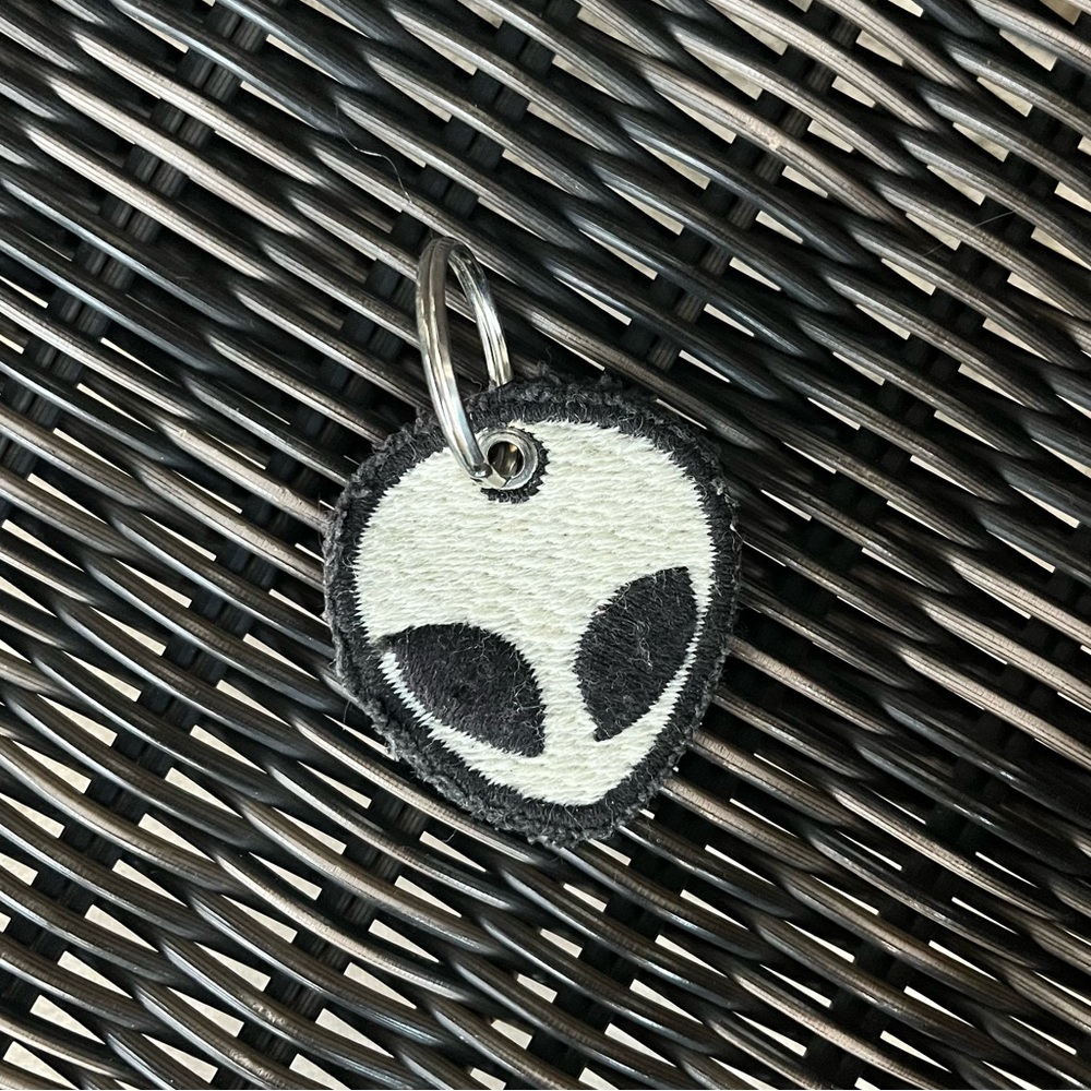 Brandy Melville Alien Keychain